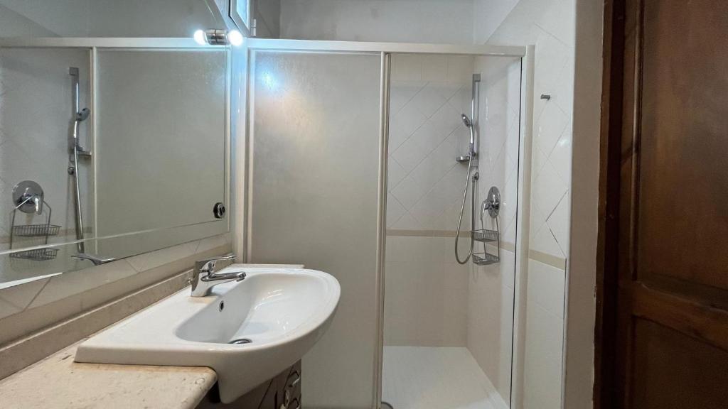 Attico Con Terrazza Santa Cecilia Apartment Roma Ngoại thất bức ảnh